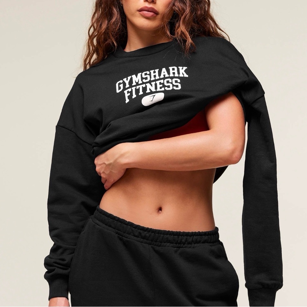 Gymshark Varsity pullover size M